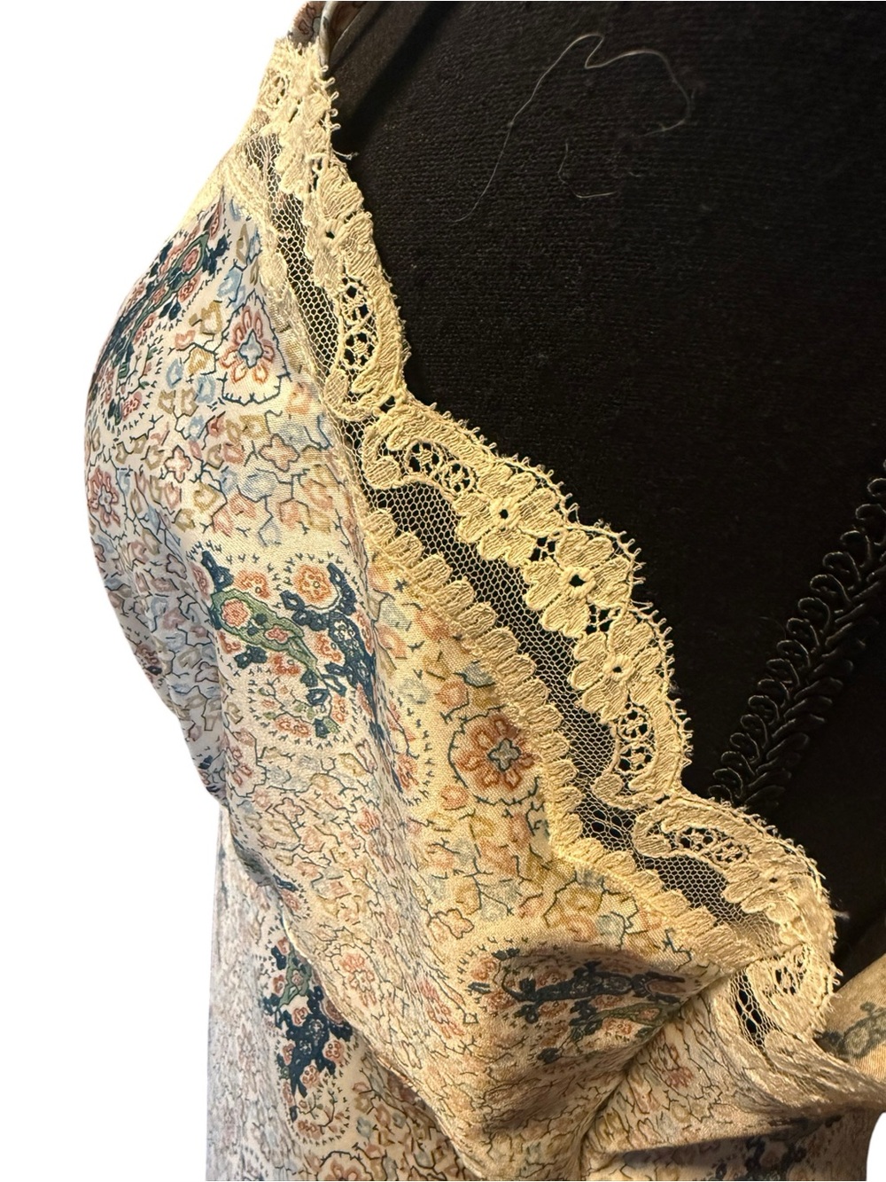 Vtg Christian Dior M lace trimmed slip dress Nightie Cream satin Maxi Coquette - Picture 6 of 10
